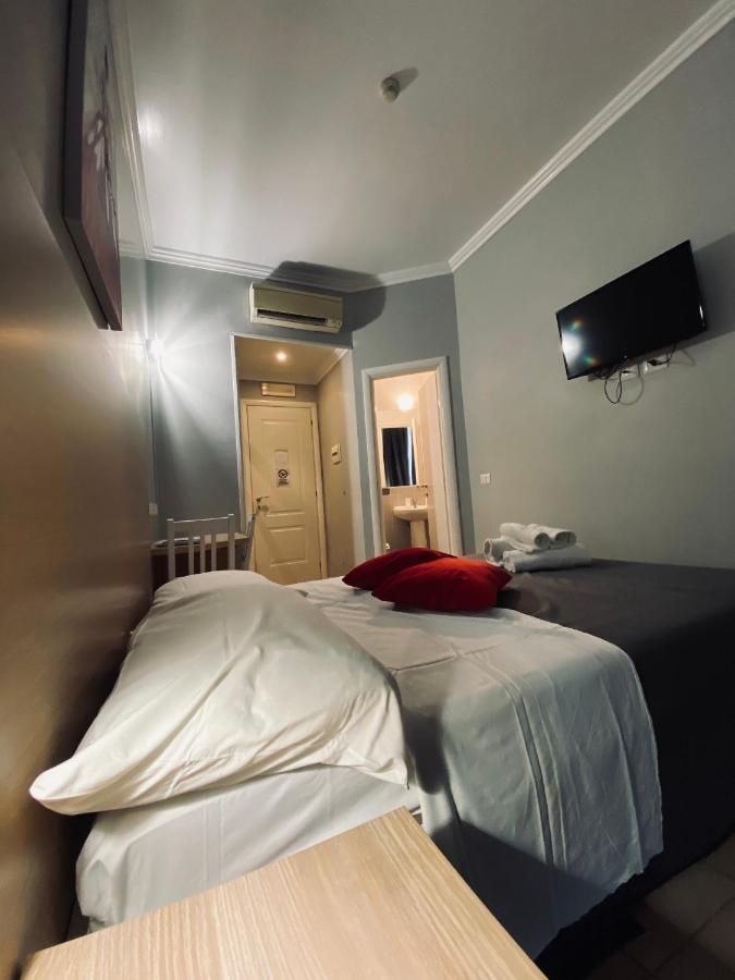 Auberge de jeunesse Freedom Traveller à Rome Extérieur photo
