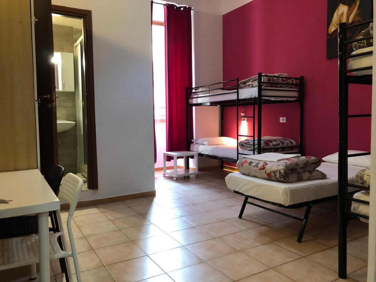 Auberge de jeunesse Freedom Traveller à Rome Extérieur photo