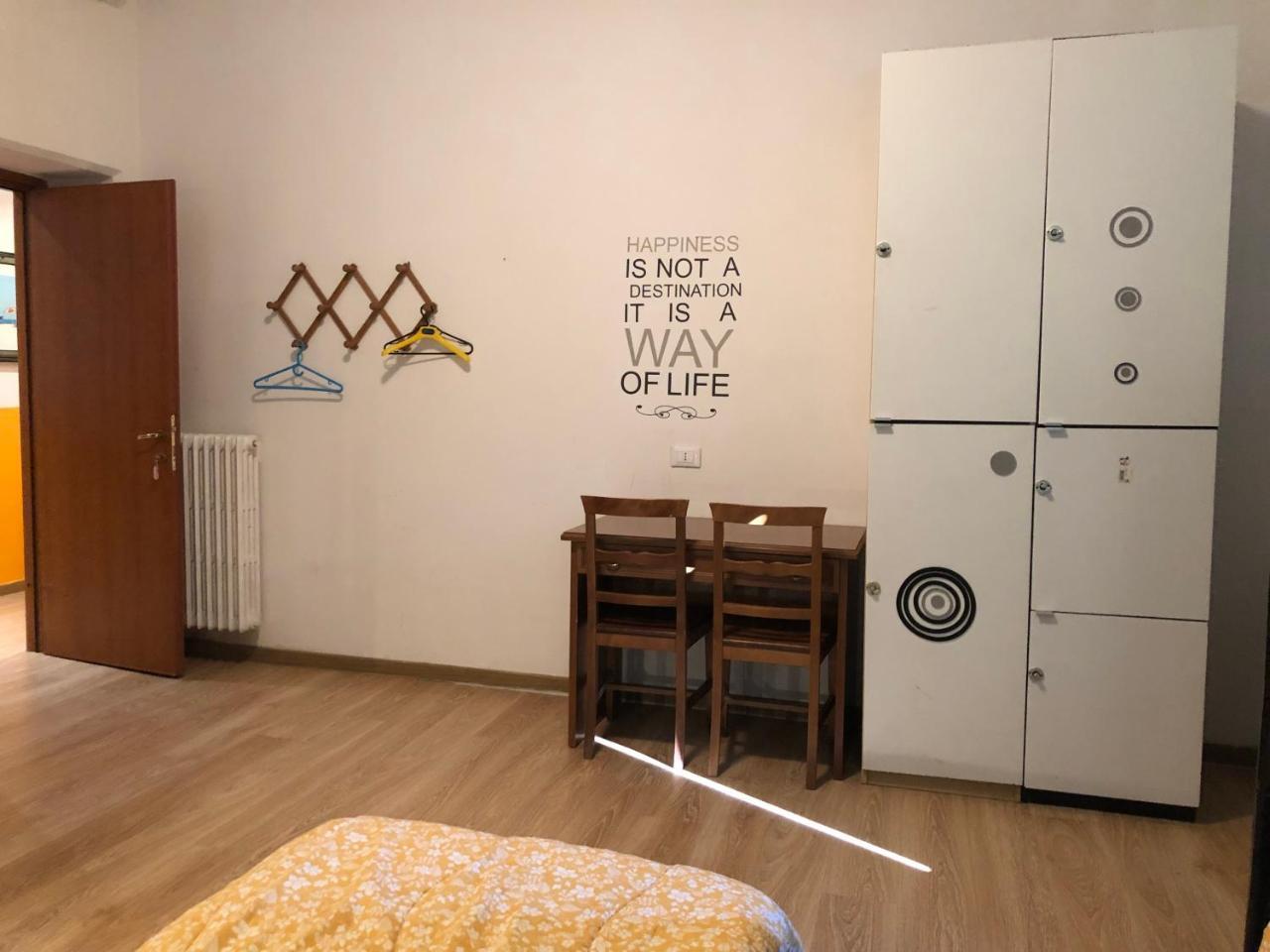 Auberge de jeunesse Freedom Traveller à Rome Extérieur photo